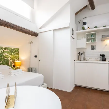 Apartment Ripa Urban Studio - Navigli